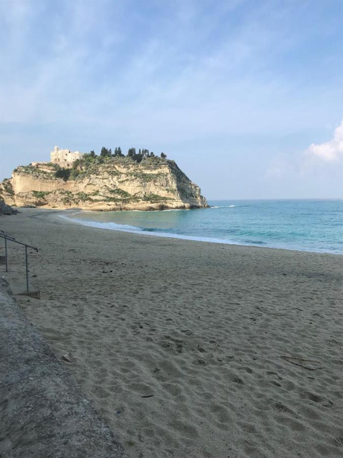 Philosophy Apartment Tropea Eksteriør billede